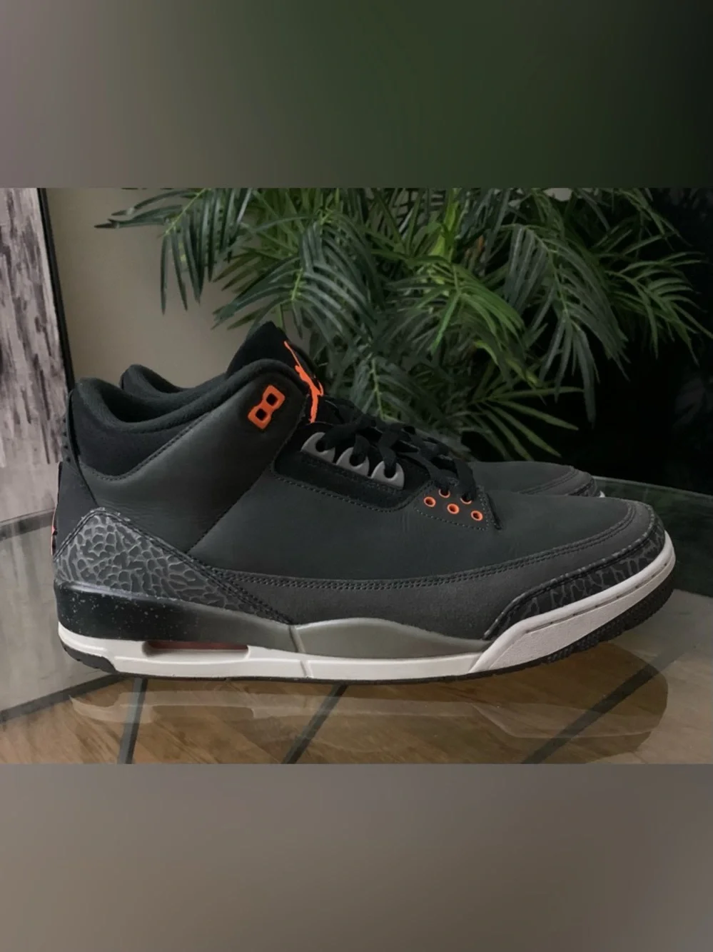 Jordan iconic silhouette